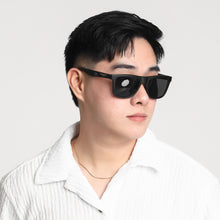 Load image into Gallery viewer, Colorades Sunnies - Victorio (Black)