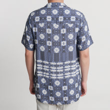 Load image into Gallery viewer, Premium Polo - Gaspar (Random Pattern)