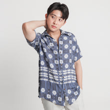 Load image into Gallery viewer, Premium Polo - Gaspar (Random Pattern)