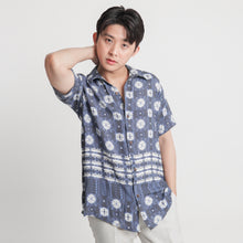 Load image into Gallery viewer, Premium Polo - Gaspar (Random Pattern)