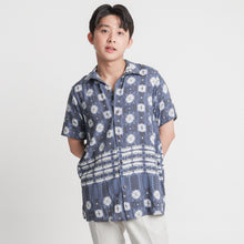 Load image into Gallery viewer, Premium Polo - Gaspar (Random Pattern)