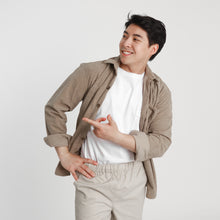 Load image into Gallery viewer, Heritage Corduroy Jacket - Taupe
