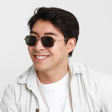 Load image into Gallery viewer, Colorades Sunnies - Eliseo (Green)