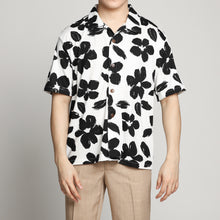 Load image into Gallery viewer, Ultra Boxy Cropped Polo - Lisandro
