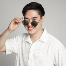 Load image into Gallery viewer, Colorades Sunnies - Arturo (Green)
