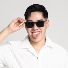 Load image into Gallery viewer, Colorades Sunnies - Jacobo (Black)
