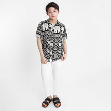 Load image into Gallery viewer, Classic Button-Down Shirt - Manuel
