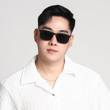 Load image into Gallery viewer, Colorades Sunnies - Jacobo (Black)
