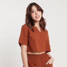 Load image into Gallery viewer, Linen V-neck - Aurora (Rust)
