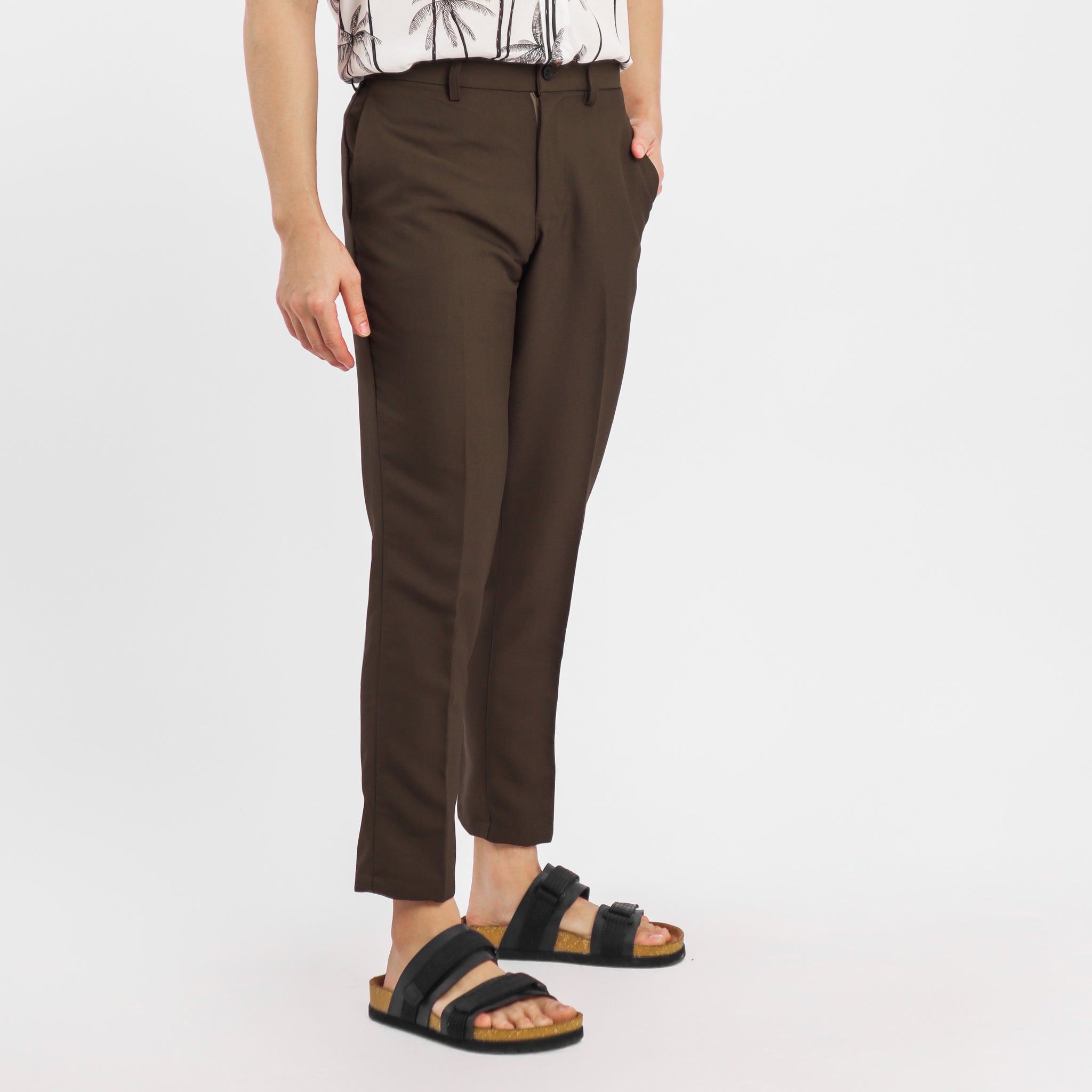 Ankle-length pants of fine cotton with contrast stitching - Col. Brown